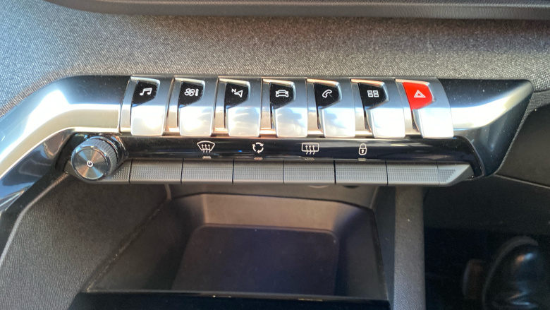 Peugeot 5008 1.2 PureTech Allure Premium 5dr EAT8 Petrol Estate